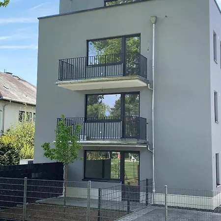 Apartment 2-room Penthouse In A Class Of Its Own, Near The A66 Motorway And Various Bus Stops, S-bahn/tram *